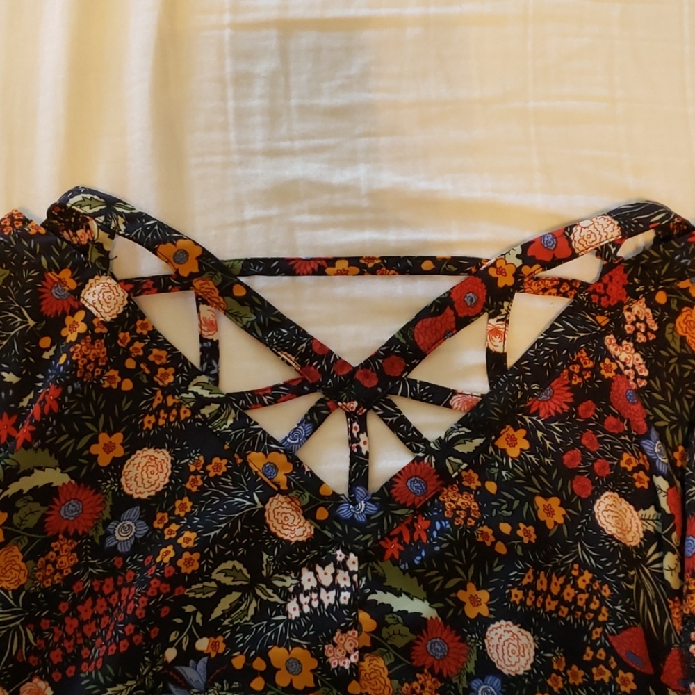 Top, blouse - Picture 2 of 2